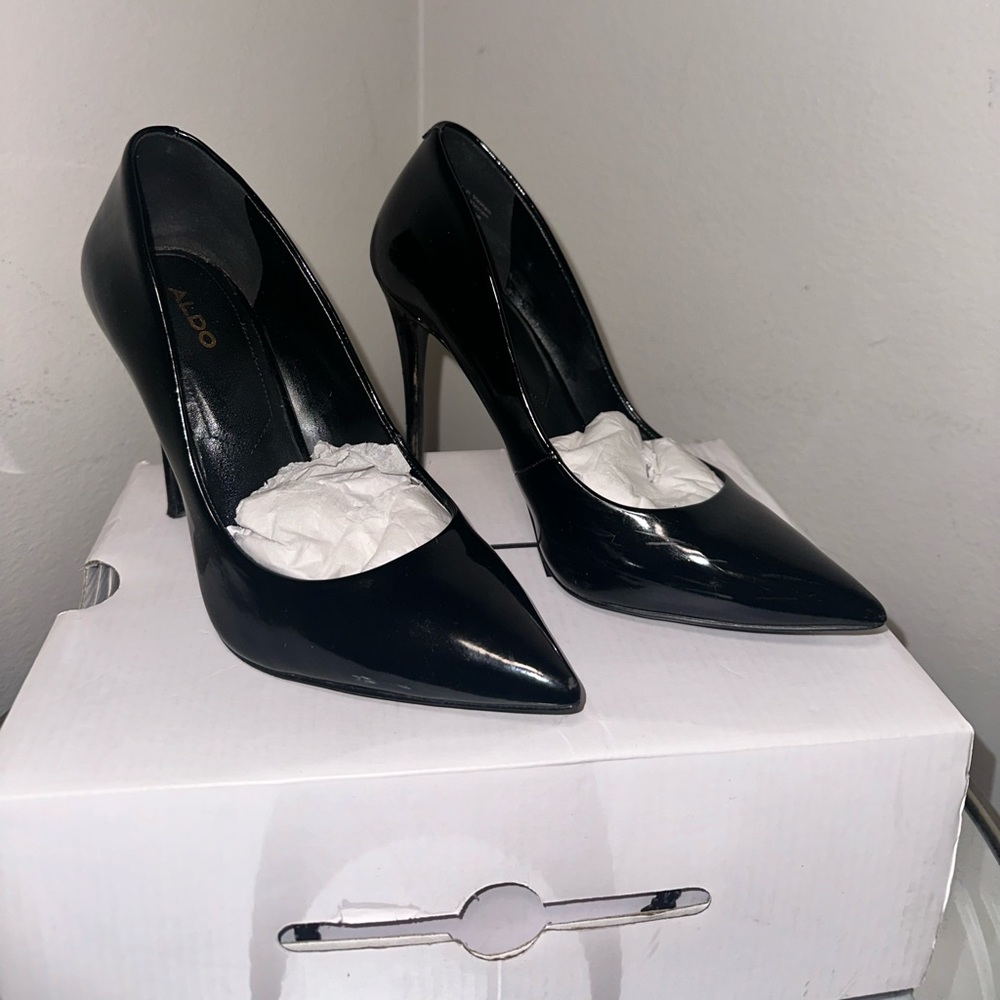 Black Aldo Heels